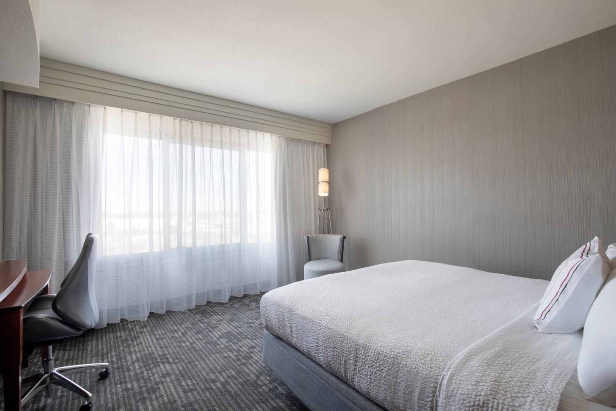 Courtyard By Marriott Dallas Allen At Allen Event Center Exteriör bild